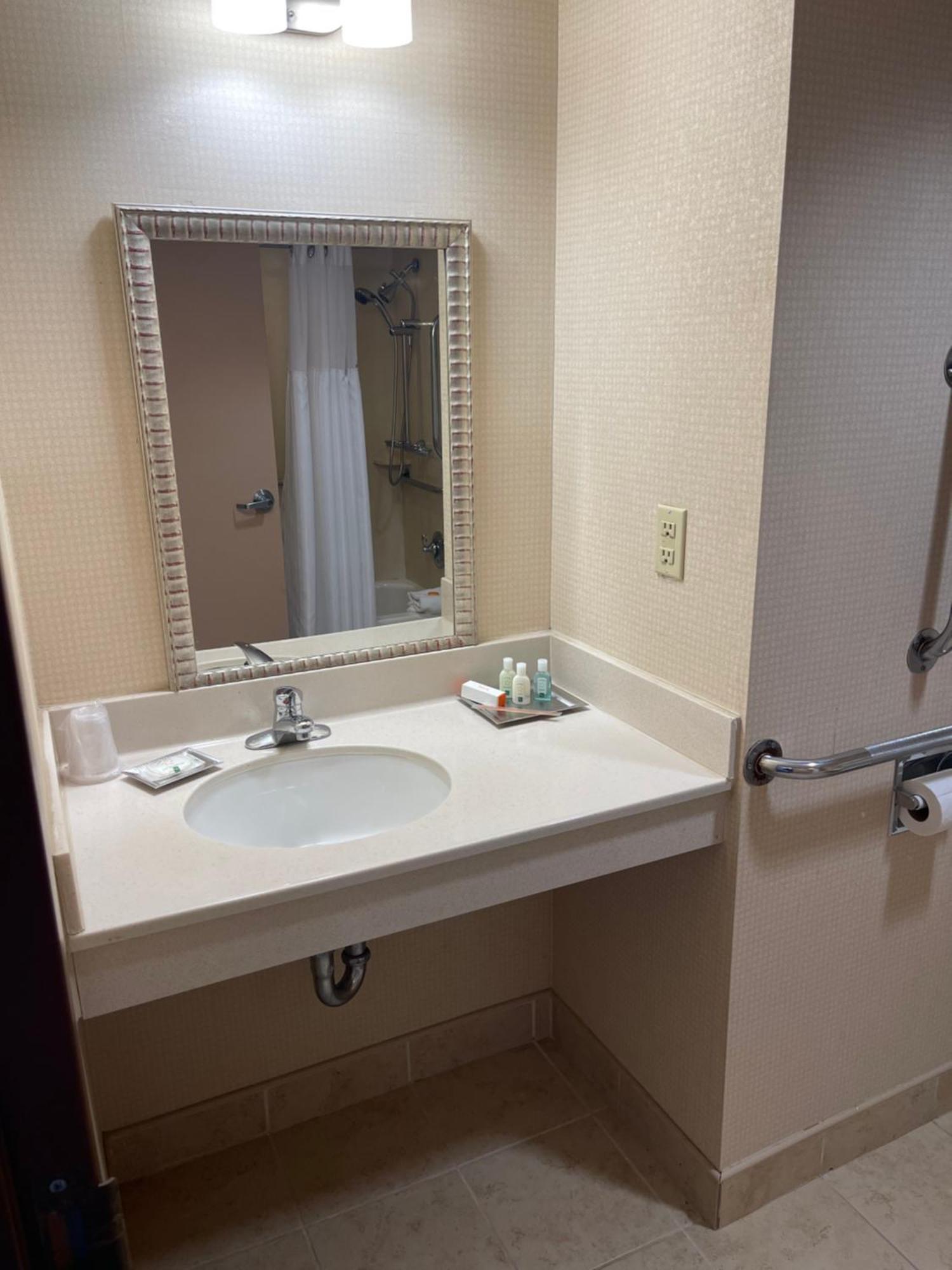 אסינגטון Quality Hotel מראה חיצוני תמונה